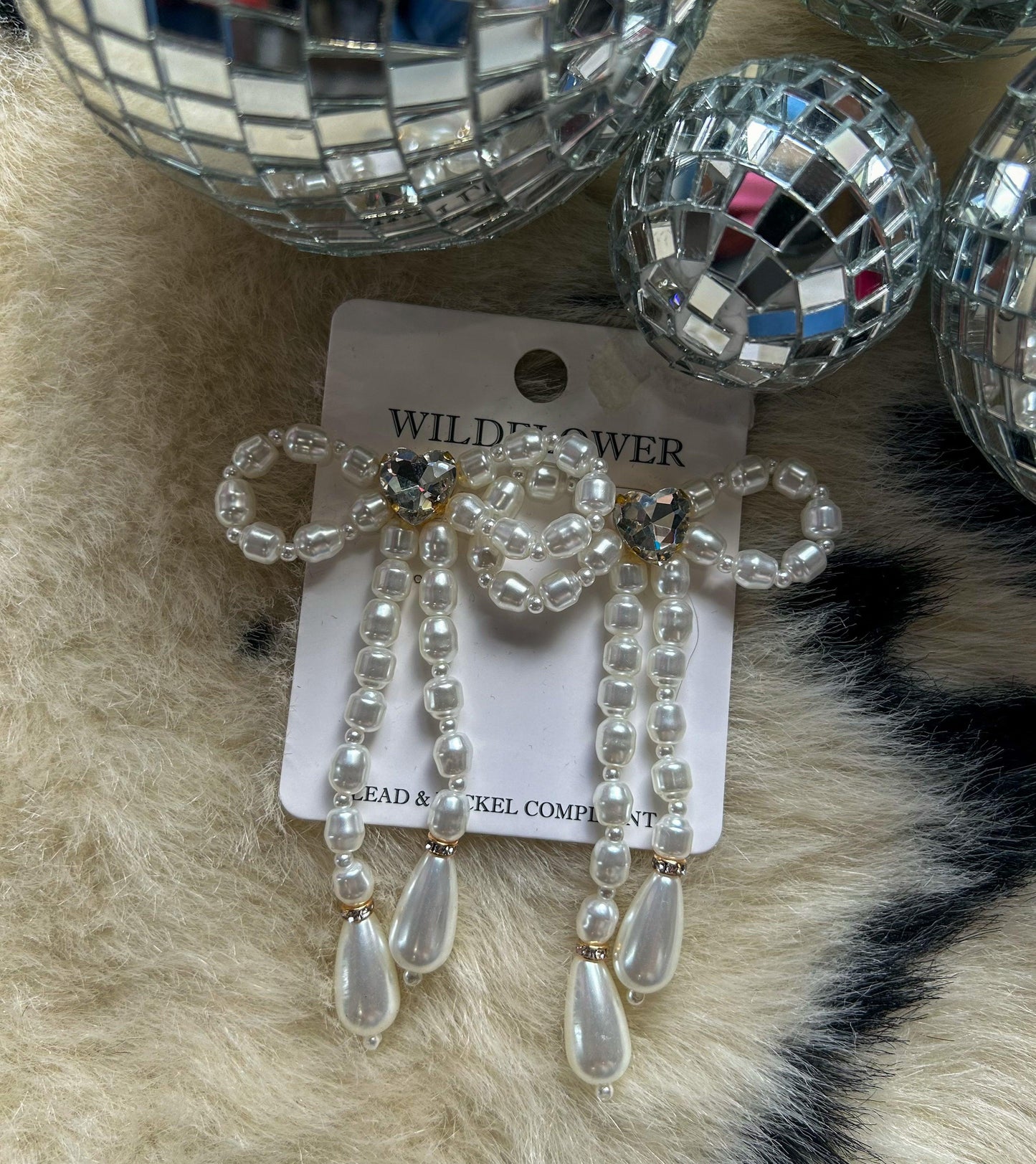 Bow Pearl Dangle Earrings - BeLoved Boutique 