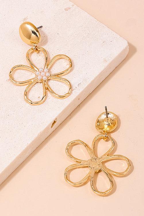 Gold Flower Pearl Stud Earrings - BeLoved Boutique 