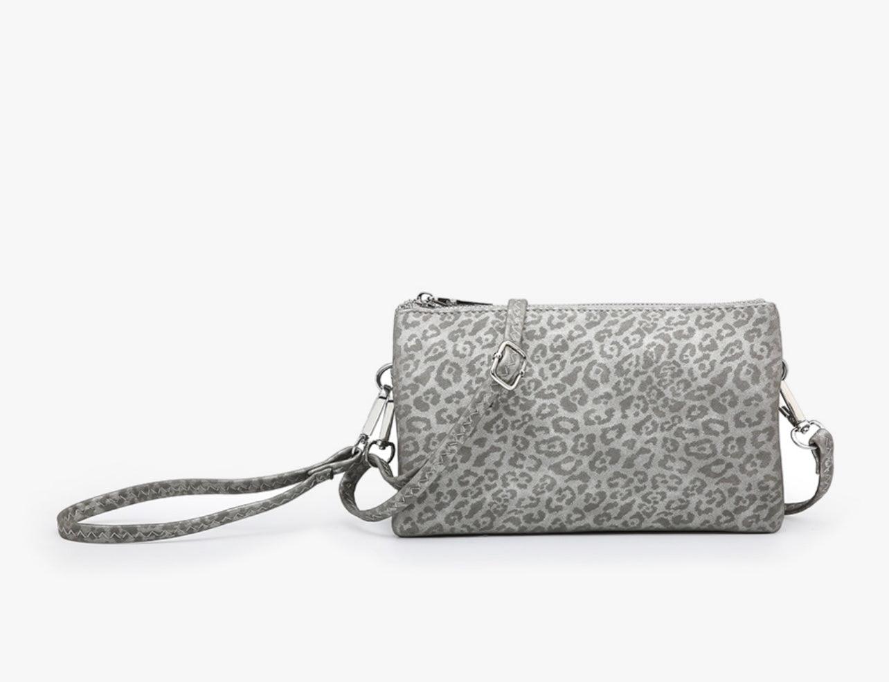 Riley Cheetah Crossbody/Wristlets - BeLoved Boutique 