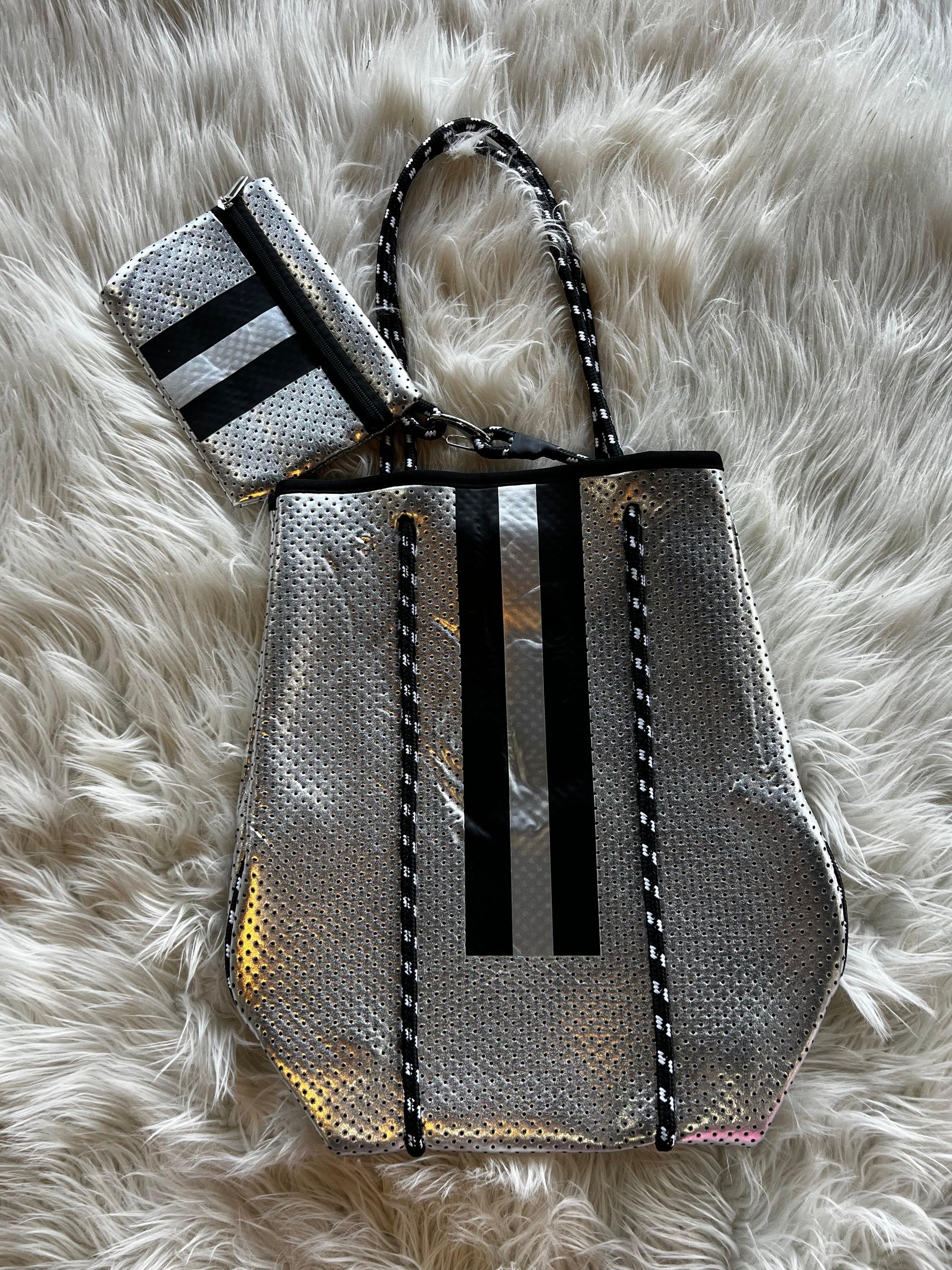 2 Pc Neoprene Bags - BeLoved Boutique 
